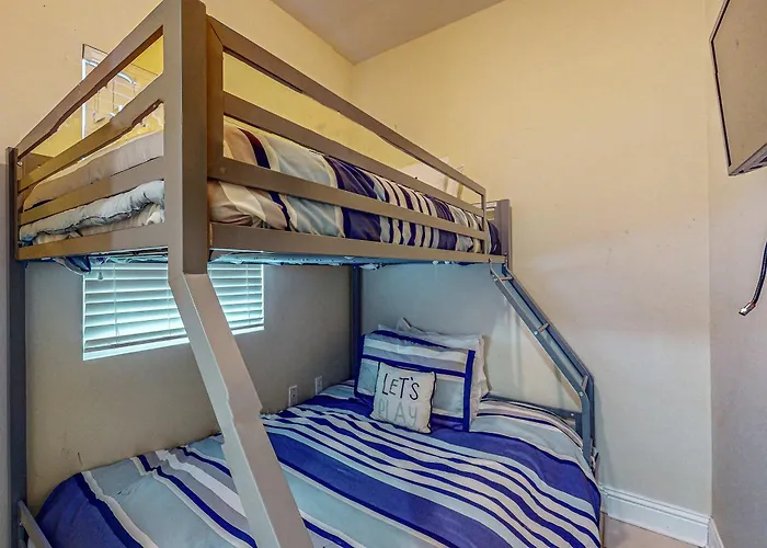Holiday home Cozy Gulf Front W Private Balcony Shared Pool Hot Tub & Access *